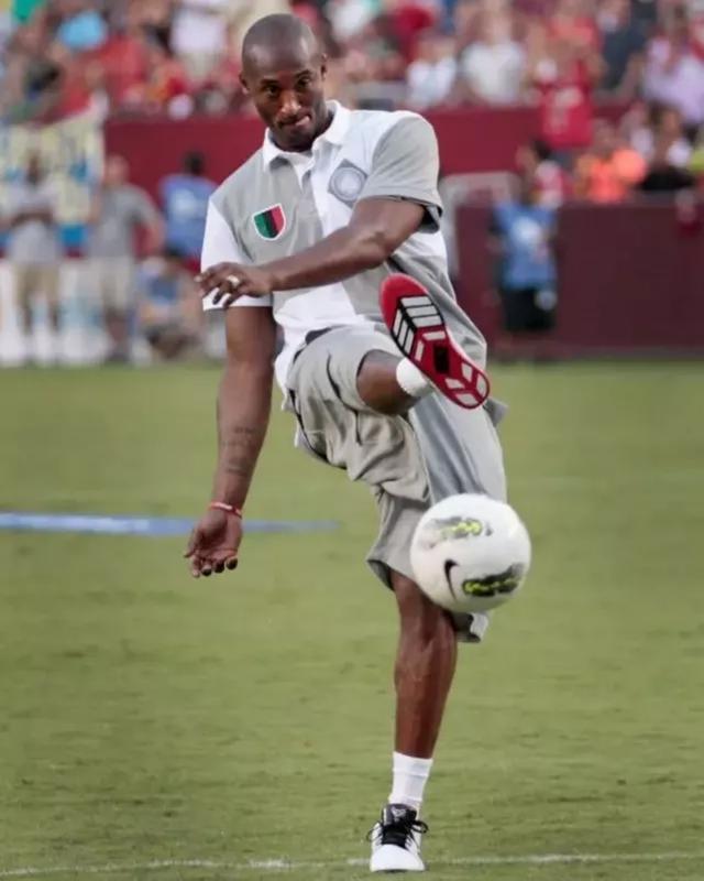 巴西双煞稳了！云南豪掷2.6亿冲亚冠