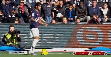 tN1R分享梦之队阵容：s1mple、donk和ZywOo三人由apEX指挥