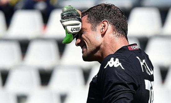 英超：曼联3-2险胜切尔西