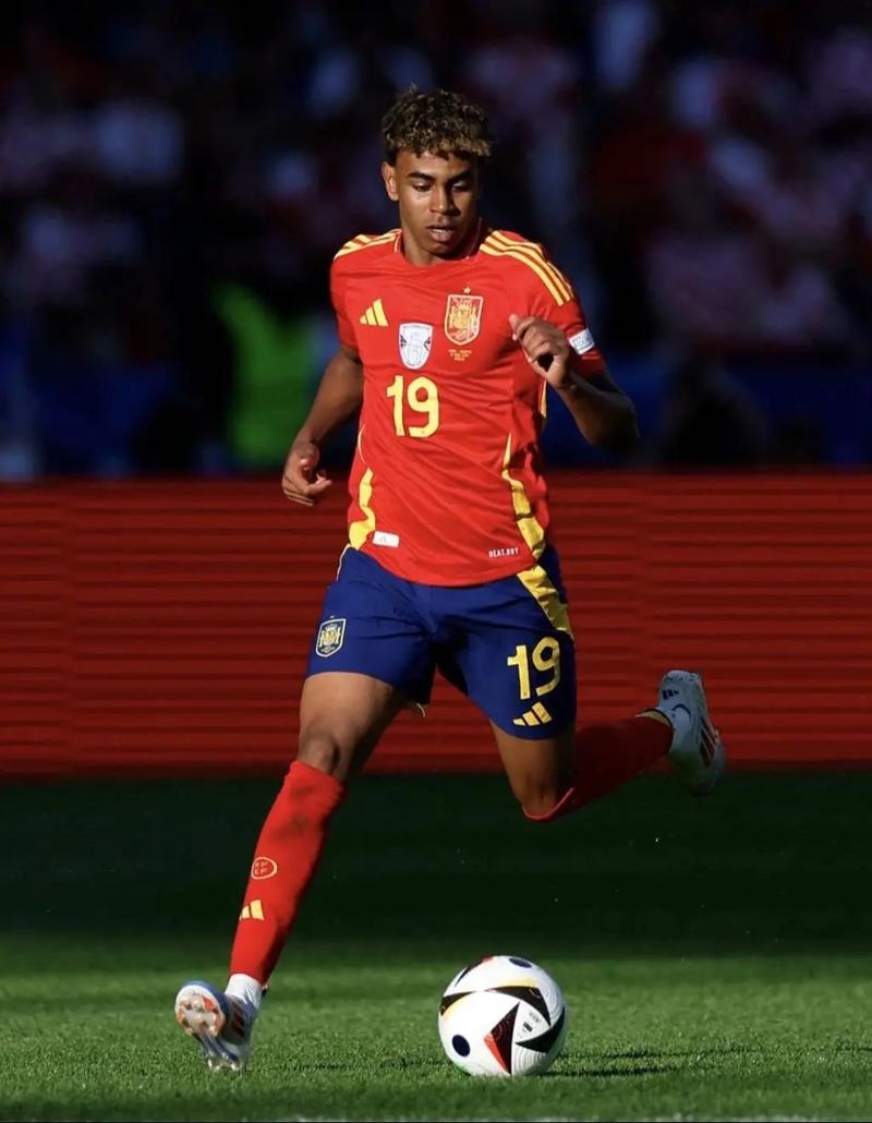 [NBA]詹姆斯41岁生日夜 湖人不敌活塞