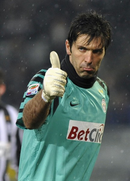 西超杯裁判：德梅拉执法巴萨vs毕包，布斯克茨执法马德里德比